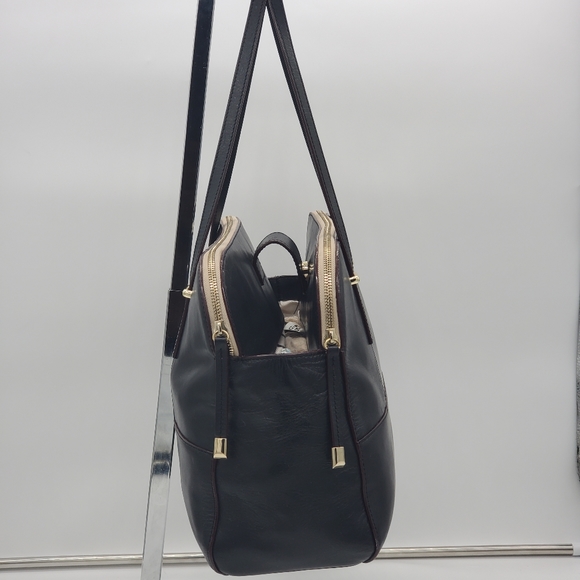 Antonio Melini Black Stachel with Gold Hardware and Three Compartment - Picture 11 of 16